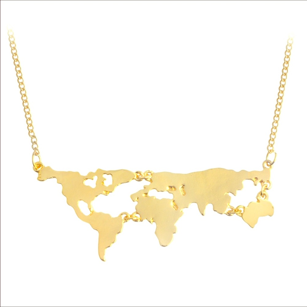 🏝Gold world map necklace NWT
